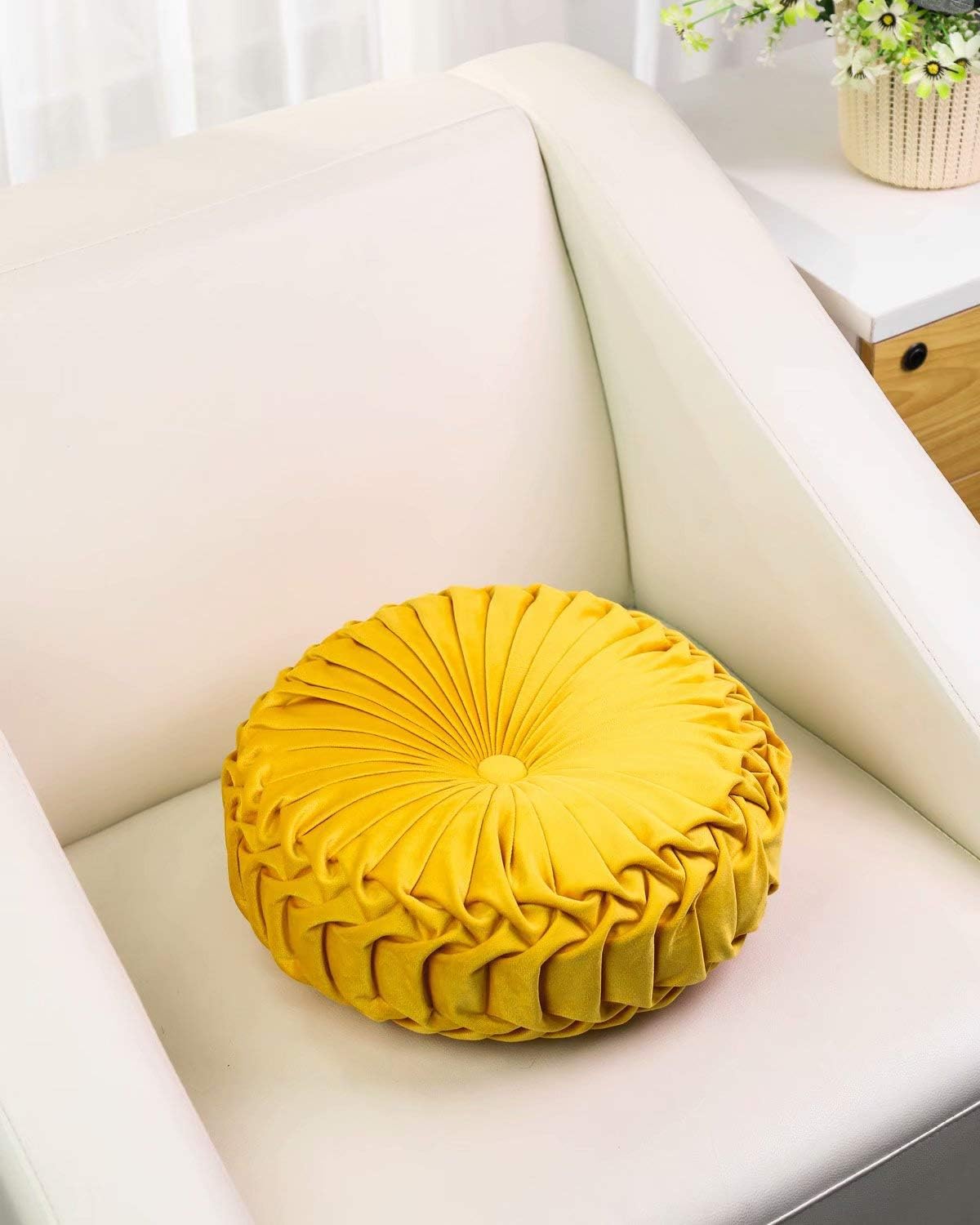 HLOVME 3D Pumpkin Throw Pillow 15X15 Yellow