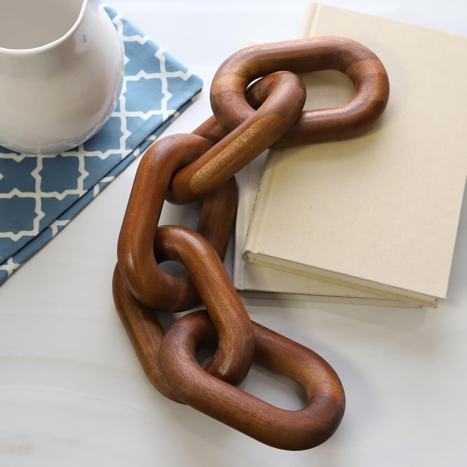 Acacia Wood Chain Link Decor - Brown with Red Undertone