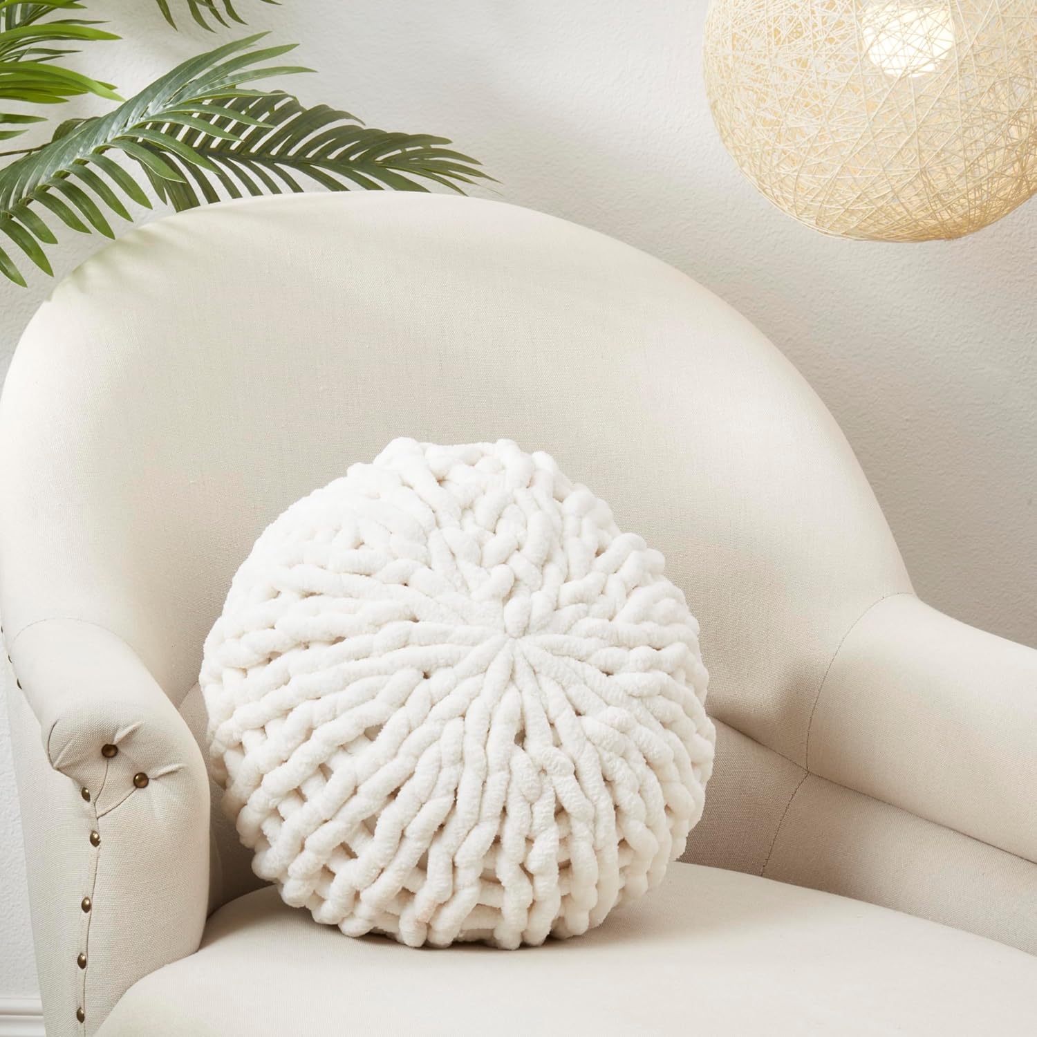 SARO LIFESTYLE Cozy Chunky Knit Round Throw Pillow 1